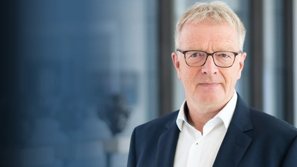 How Do Ocean-Atmosphere Interactions Control Carbon and Nutrient Cycling? Cover