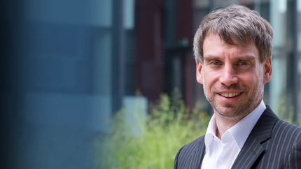 How Does Risk Perception Change over the Course of Communication Chains? Cover